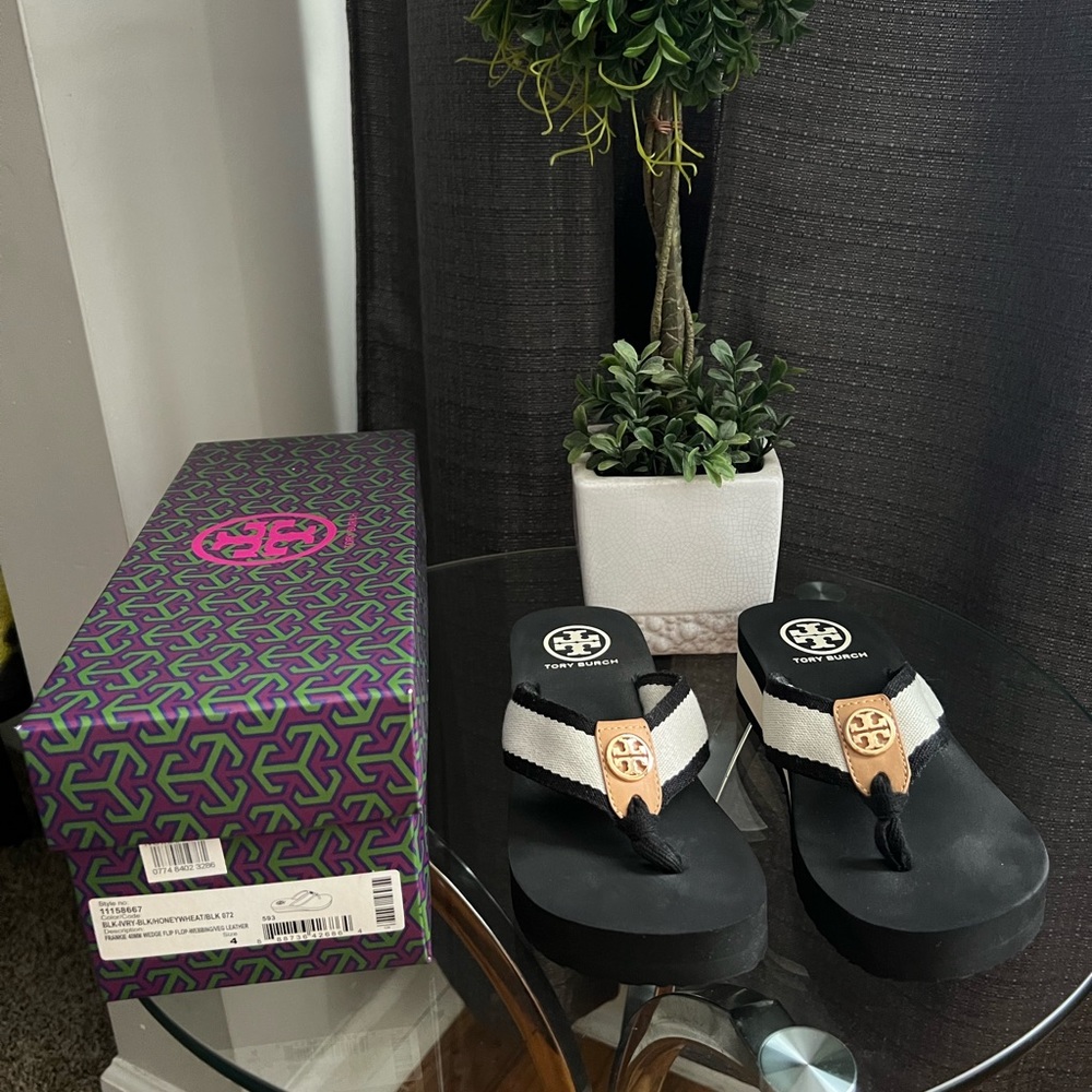Tory Burch - women’s size 4 - black/Ivory/honey wheat wedge Flip Flop
